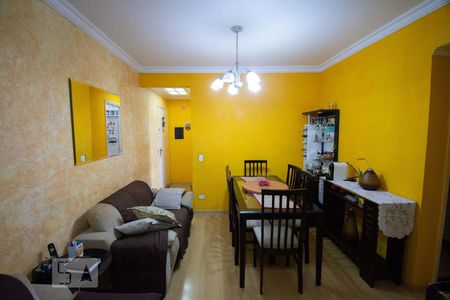 Sala de apartamento para alugar com 3 quartos, 71m² em Jardim Ubirajara (zona Sul), São Paulo
