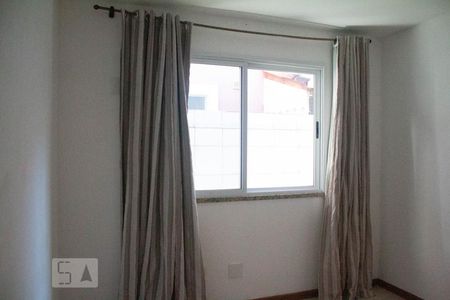 Casa de condomínio à venda com 156m², 4 quartos e 2 vagasQuarto 2