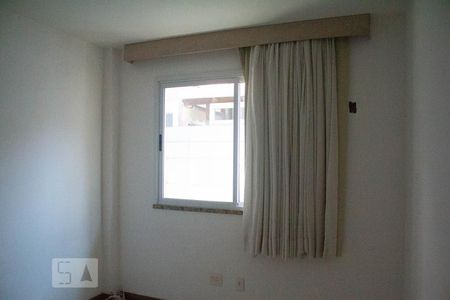 Casa de condomínio à venda com 156m², 4 quartos e 2 vagasQuarto 3