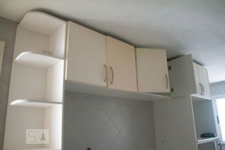 Casa de condomínio à venda com 156m², 4 quartos e 2 vagasCozinha - Torneira