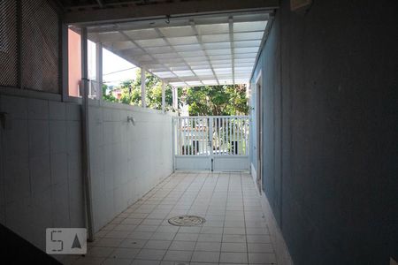 Casa de condomínio à venda com 156m², 4 quartos e 2 vagasGaragem