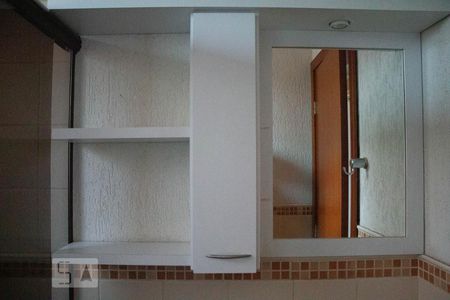 Casa de condomínio à venda com 156m², 4 quartos e 2 vagasBanheiro