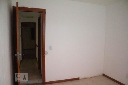 Casa de condomínio à venda com 156m², 4 quartos e 2 vagasQuarto 2