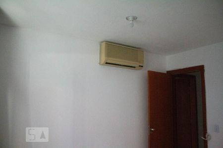 Casa de condomínio à venda com 156m², 4 quartos e 2 vagasQuarto 2