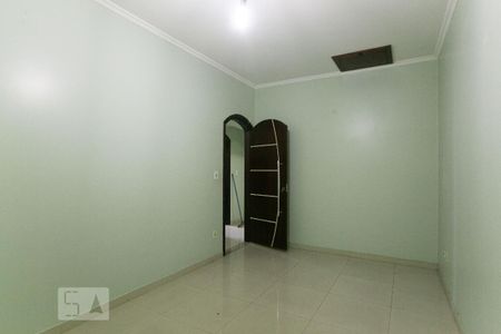 Casa para alugar com 498m², 5 quartos e 8 vagas Casa para alugar com 498m², 5 quartos e 8 vagasQuarto