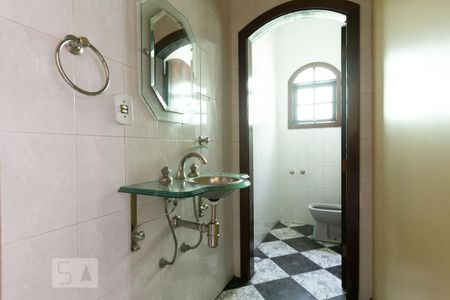 Casa para alugar com 498m², 5 quartos e 8 vagas Casa para alugar com 498m², 5 quartos e 8 vagasLavabo