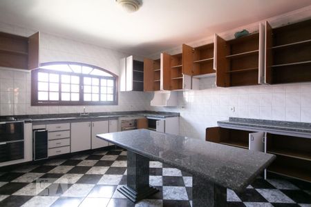 Casa para alugar com 498m², 5 quartos e 8 vagas Casa para alugar com 498m², 5 quartos e 8 vagasCozinha