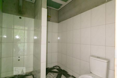 Casa para alugar com 498m², 5 quartos e 8 vagas Casa para alugar com 498m², 5 quartos e 8 vagasBanheiro do Quarto Externo