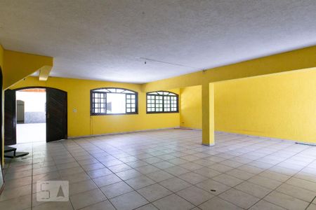 Casa para alugar com 498m², 5 quartos e 8 vagas Casa para alugar com 498m², 5 quartos e 8 vagasSalão de Festa