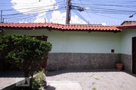 Casa para alugar com 498m², 5 quartos e 8 vagas Casa para alugar com 498m², 5 quartos e 8 vagasÁrea Externa