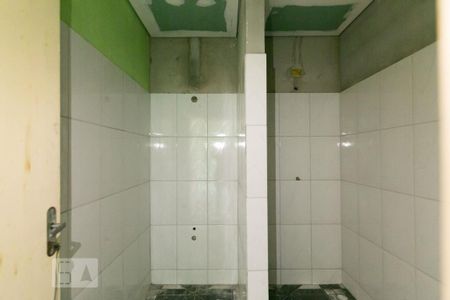 Casa para alugar com 498m², 5 quartos e 8 vagas Casa para alugar com 498m², 5 quartos e 8 vagasBanheiro do Quarto Externo