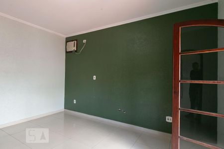 Casa para alugar com 498m², 5 quartos e 8 vagas Casa para alugar com 498m², 5 quartos e 8 vagasSuíte 1