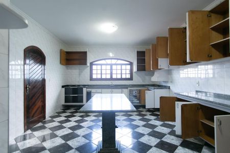 Casa para alugar com 498m², 5 quartos e 8 vagas Casa para alugar com 498m², 5 quartos e 8 vagasCozinha