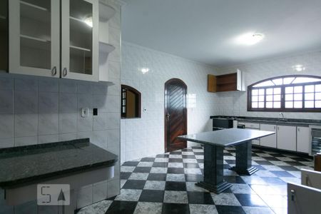 Casa para alugar com 498m², 5 quartos e 8 vagas Casa para alugar com 498m², 5 quartos e 8 vagasCozinha