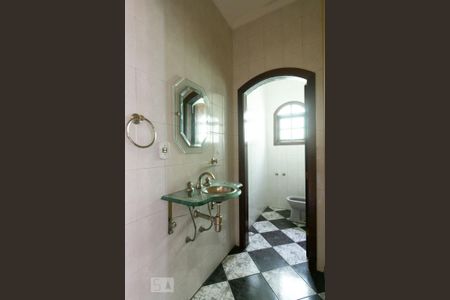 Casa para alugar com 498m², 5 quartos e 8 vagas Casa para alugar com 498m², 5 quartos e 8 vagasLavabo