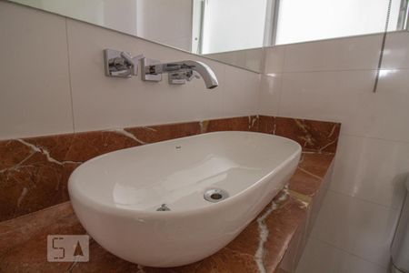 Lavabo de apartamento para alugar com 3 quartos, 105m² em Santo Amaro, São Paulo