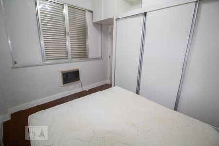 Quarto Suíte de apartamento à venda com 3 quartos, 100m² em Botafogo, Rio de Janeiro