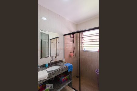 Casa à venda com 263m², 3 quartos e 6 vagasBanheiro da suíte 1