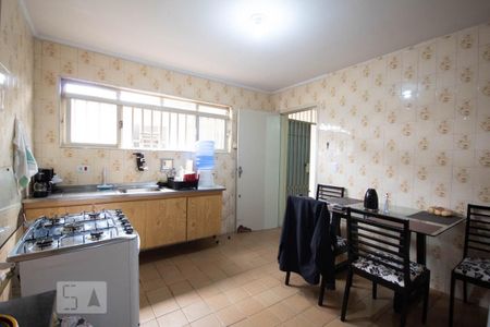 Casa à venda com 118m², 2 quartos e 1 vagaCozinha