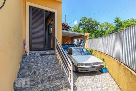 Casa à venda com 104m², 3 quartos e 3 vagas Casa à venda com 104m², 3 quartos e 3 vagasGaragem