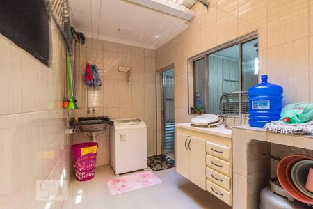 Casa à venda com 104m², 3 quartos e 3 vagas Casa à venda com 104m², 3 quartos e 3 vagasÁrea de Serviço