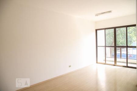 Apartamento para alugar com 72m², 2 quartos e 1 vaga Apartamento para alugar com 72m², 2 quartos e 1 vagaSala