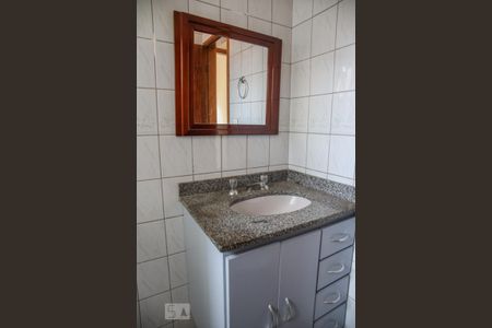 Apartamento para alugar com 72m², 2 quartos e 1 vaga Apartamento para alugar com 72m², 2 quartos e 1 vagaBanheiro