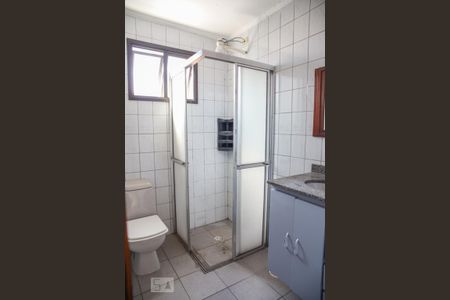 Apartamento para alugar com 72m², 2 quartos e 1 vaga Apartamento para alugar com 72m², 2 quartos e 1 vagaBanheiro