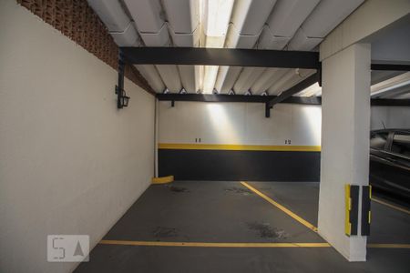 Apartamento para alugar com 72m², 2 quartos e 1 vaga Apartamento para alugar com 72m², 2 quartos e 1 vagaGaragem