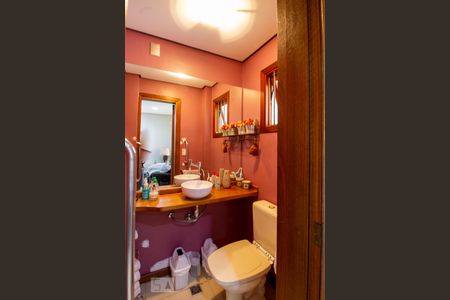 Casa à venda com 200m², 4 quartos e 1 vagaLavabo