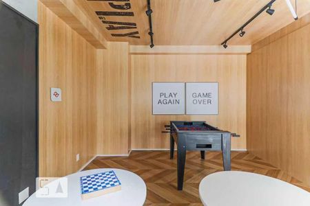 Apartamento para alugar com 34m², 1 quarto e sem vaga Apartamento para alugar com 34m², 1 quarto e sem vagaÁrea comum - Salão de Jogos