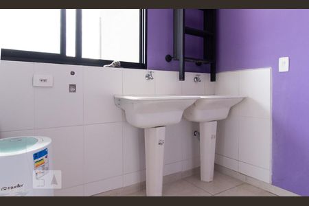 Studio para alugar com 27m², 1 quarto e sem vagaLavanderia/Compartilhada
