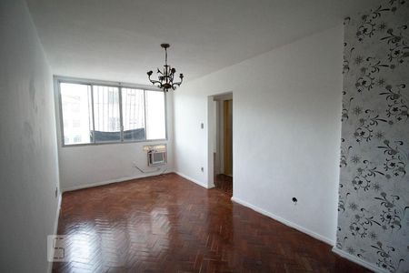 Sala de apartamento para alugar com 2 quartos, 70m² em Fonseca, Niterói