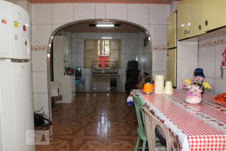 Casa à venda com 212m², 4 quartos e 2 vagasCozinha