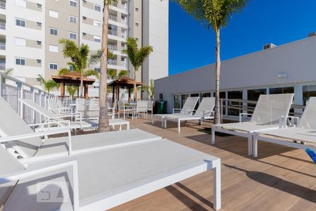Apartamento à venda com 123m², 3 quartos e 2 vagas Apartamento à venda com 123m², 3 quartos e 2 vagasÁrea comum - Piscina