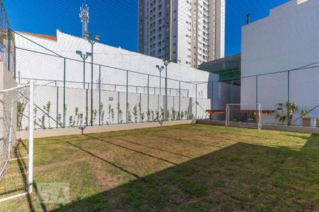 Apartamento à venda com 123m², 3 quartos e 2 vagas Apartamento à venda com 123m², 3 quartos e 2 vagasÁrea comum - Campo de futebol