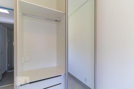 Apartamento à venda com 123m², 3 quartos e 2 vagas Apartamento à venda com 123m², 3 quartos e 2 vagasQuarto 2 - Armários