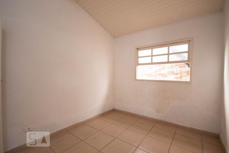 Casa à venda com 180m², 3 quartos e 2 vagas Casa à venda com 180m², 3 quartos e 2 vagasQuarto 2