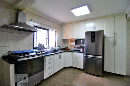 Apartamento à venda com 225m², 5 quartos e 2 vagasCozinha 1