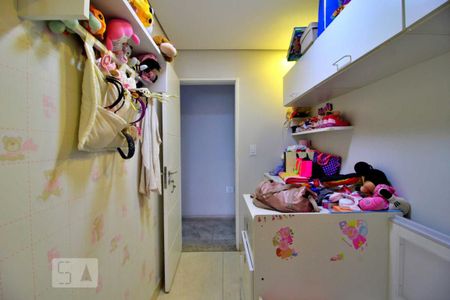 Apartamento à venda com 225m², 5 quartos e 2 vagasQuarto 5