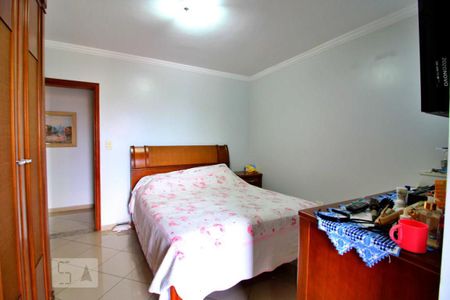 Apartamento à venda com 225m², 5 quartos e 2 vagasSuíte 2