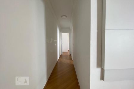 Corredor de apartamento para alugar com 2 quartos, 58m² em Vila Andrade, São Paulo