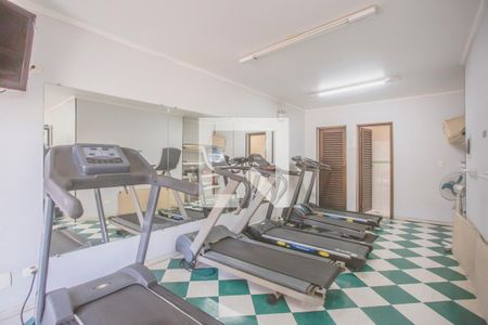 Apartamento à venda com 145m², 3 quartos e 2 vagas Apartamento à venda com 145m², 3 quartos e 2 vagasÁrea comum - Academia