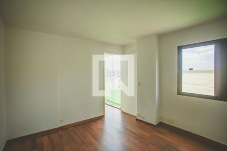 Apartamento à venda com 145m², 3 quartos e 2 vagas Apartamento à venda com 145m², 3 quartos e 2 vagasSuíte
