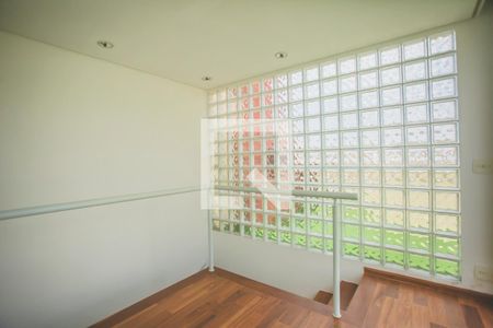 Apartamento à venda com 145m², 3 quartos e 2 vagas Apartamento à venda com 145m², 3 quartos e 2 vagasHall - Piso superior