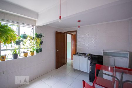 Cozinha de apartamento para alugar com 3 quartos, 110m² em Liberdade, São Paulo