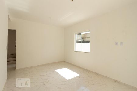 Sala de casa de condomínio para alugar com 3 quartos, 110m² em Campo Grande, Rio de Janeiro