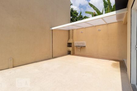 Casa de condomínio para alugar com 95m², 2 quartos e 2 vagas Casa de condomínio para alugar com 95m², 2 quartos e 2 vagasVaranda gourmet