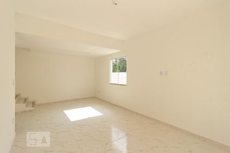 Sala de casa de condomínio para alugar com 2 quartos, 95m² em Campo Grande, Rio de Janeiro