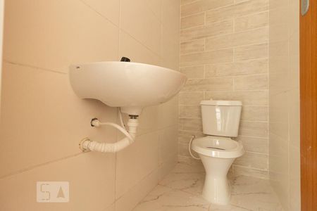 Casa de condomínio para alugar com 95m², 2 quartos e 2 vagas Casa de condomínio para alugar com 95m², 2 quartos e 2 vagasLavabo